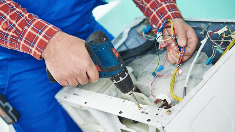 Çamlıdere Dominox Dominox çamaşır makinesi kart tamiri – Su almama arızası orijinal parça ile giderildi. - Teknik servis örneği